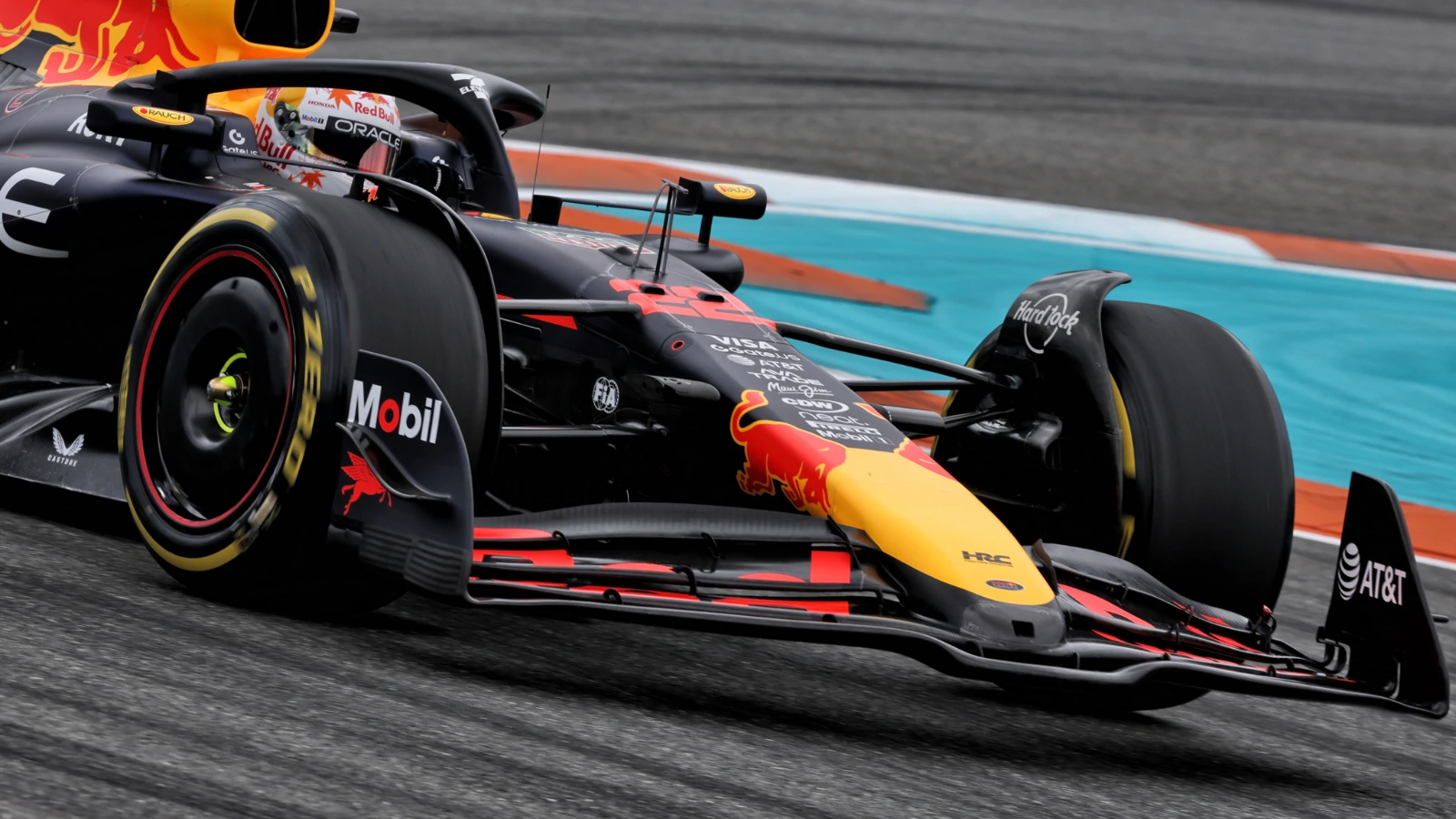 Yuki Tsunoda (JPN) Red Bull Racing RB21. 02.05.2025. Formula 1 World Championship, Rd 6, Miami Grand Prix, Miami, Florida, USA, Sprint Qualifying Day.