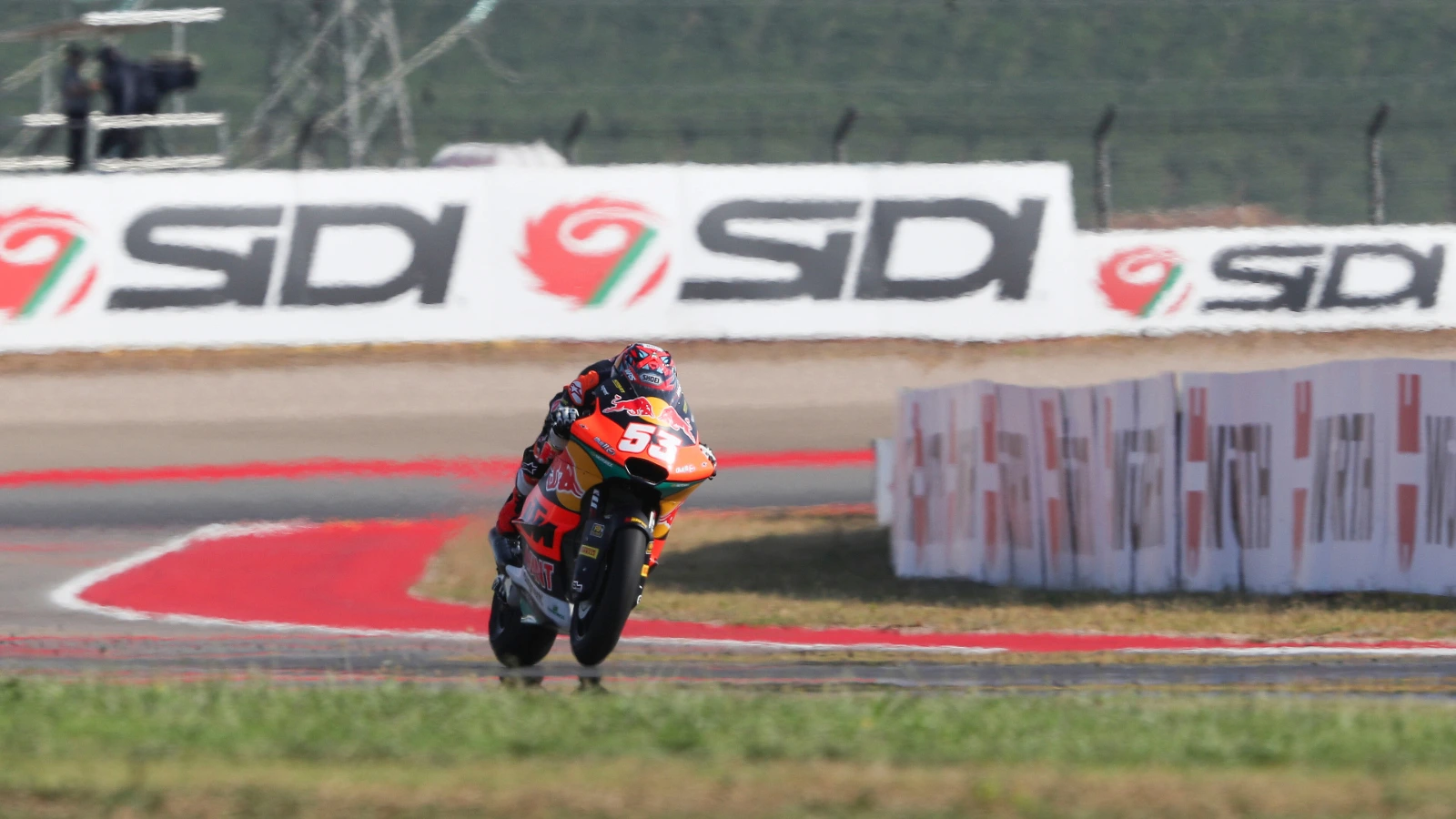Deniz Oncu steals closest-ever Moto2 victory at Aragon