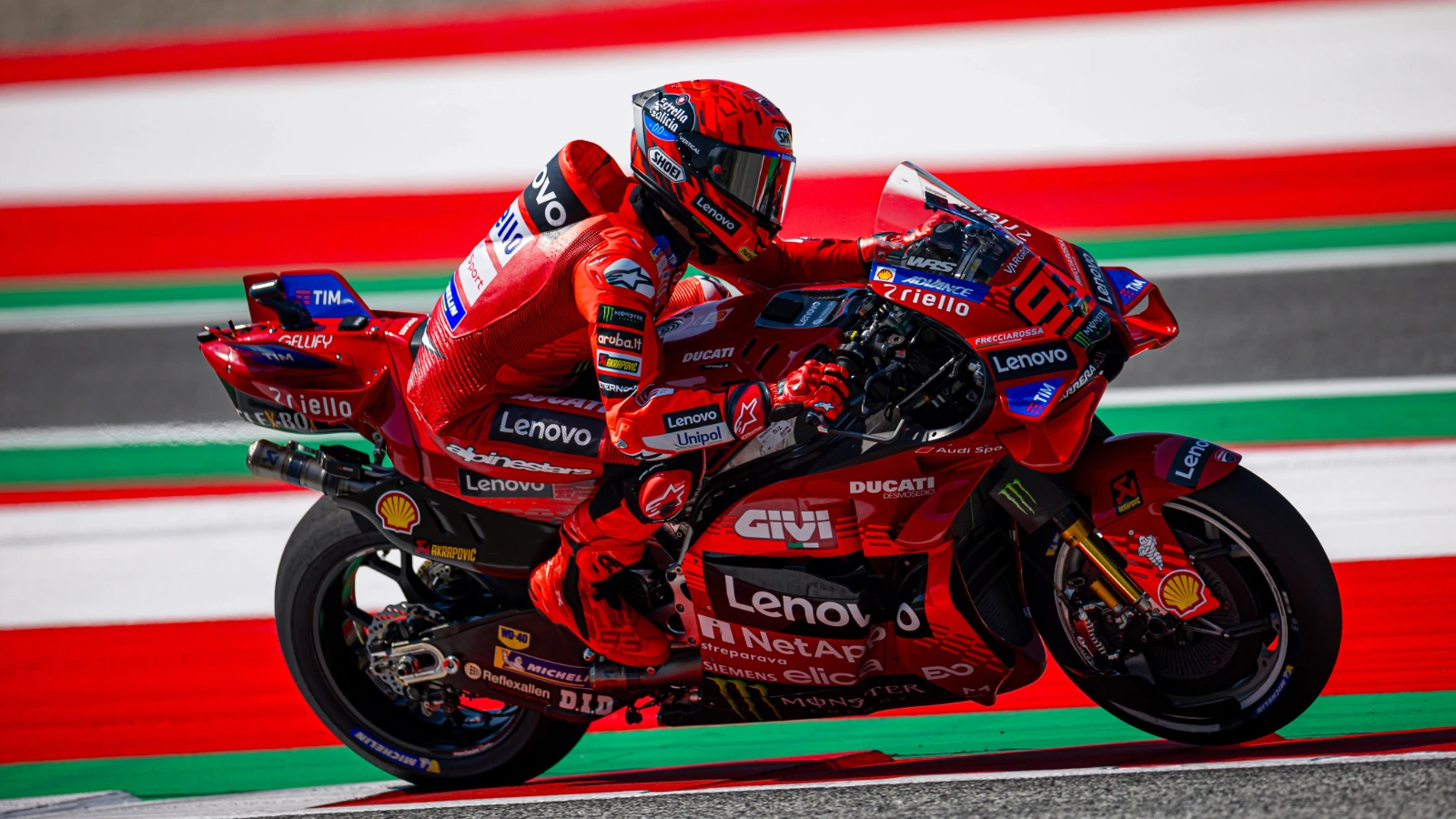 Marc Marquez strikes back to take Austrian MotoGP Sprint victory