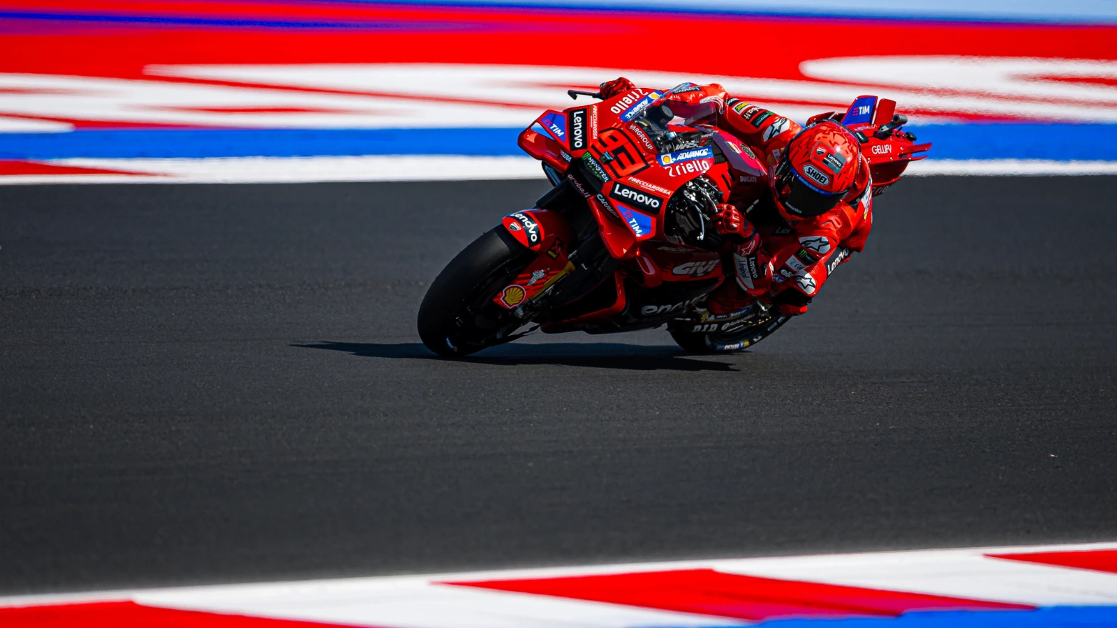 Marc Marquez defeats Marco Bezzecchi in Misano to edge closer to MotoGP title