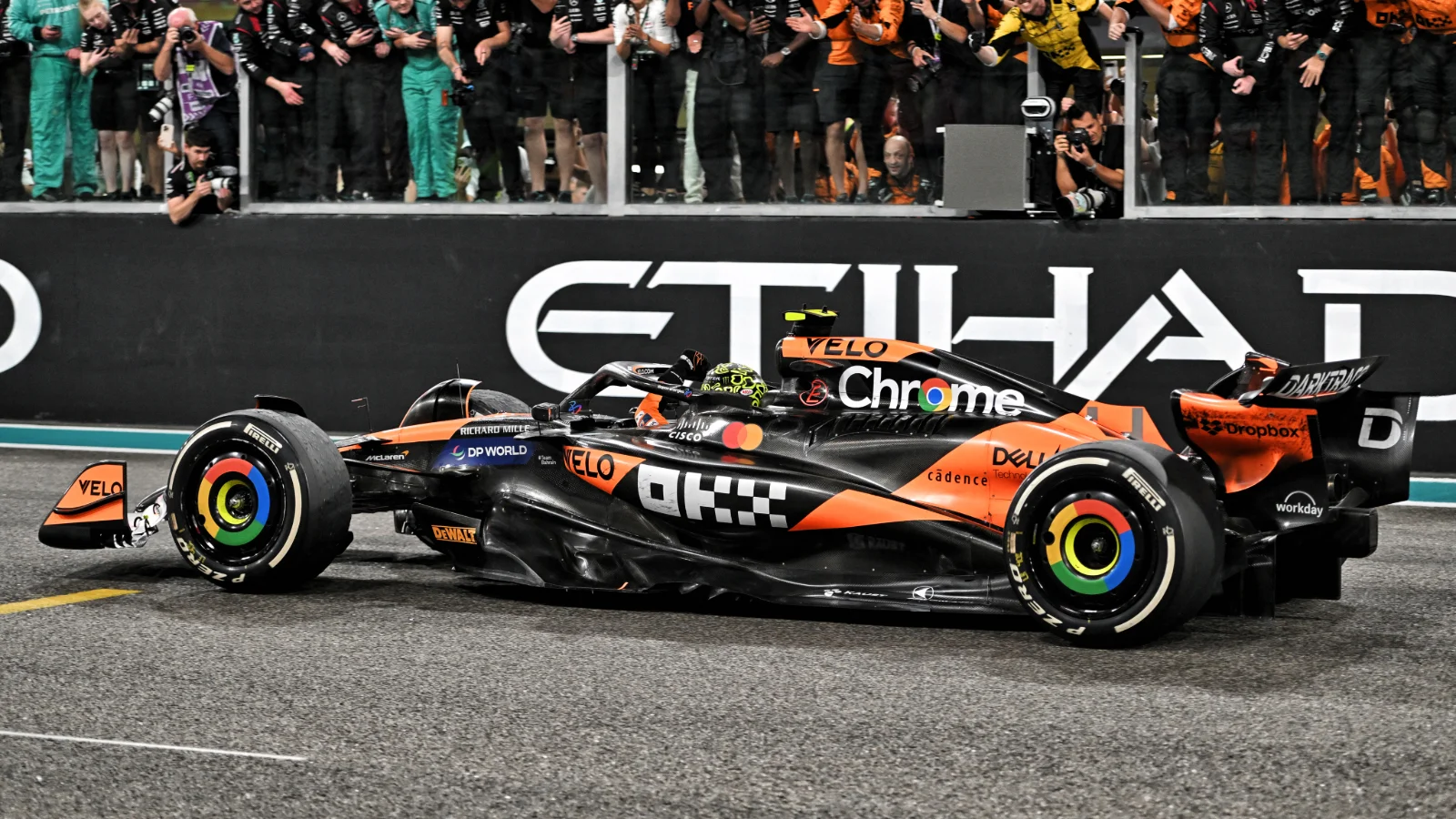 Lando Norris controlled the Abu Dhabi weekend in 2024