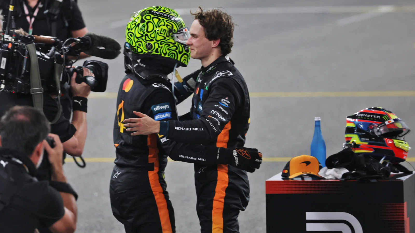 Oscar Piastri congratulates team-mate Lando Norris after defeating him to the F1 title