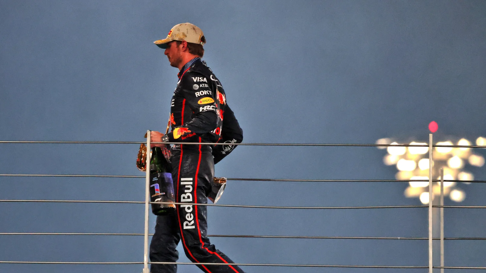 Max Verstappen came up two points short, despite winning in Abu Dhabi