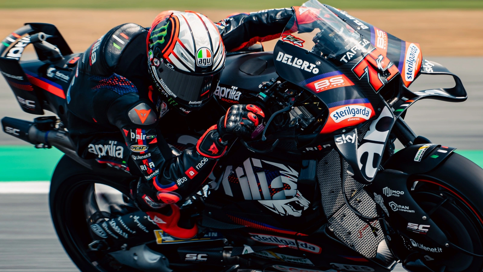 Marco Bezzecchi secures pole at Thai MotoGP season opener despite late crash