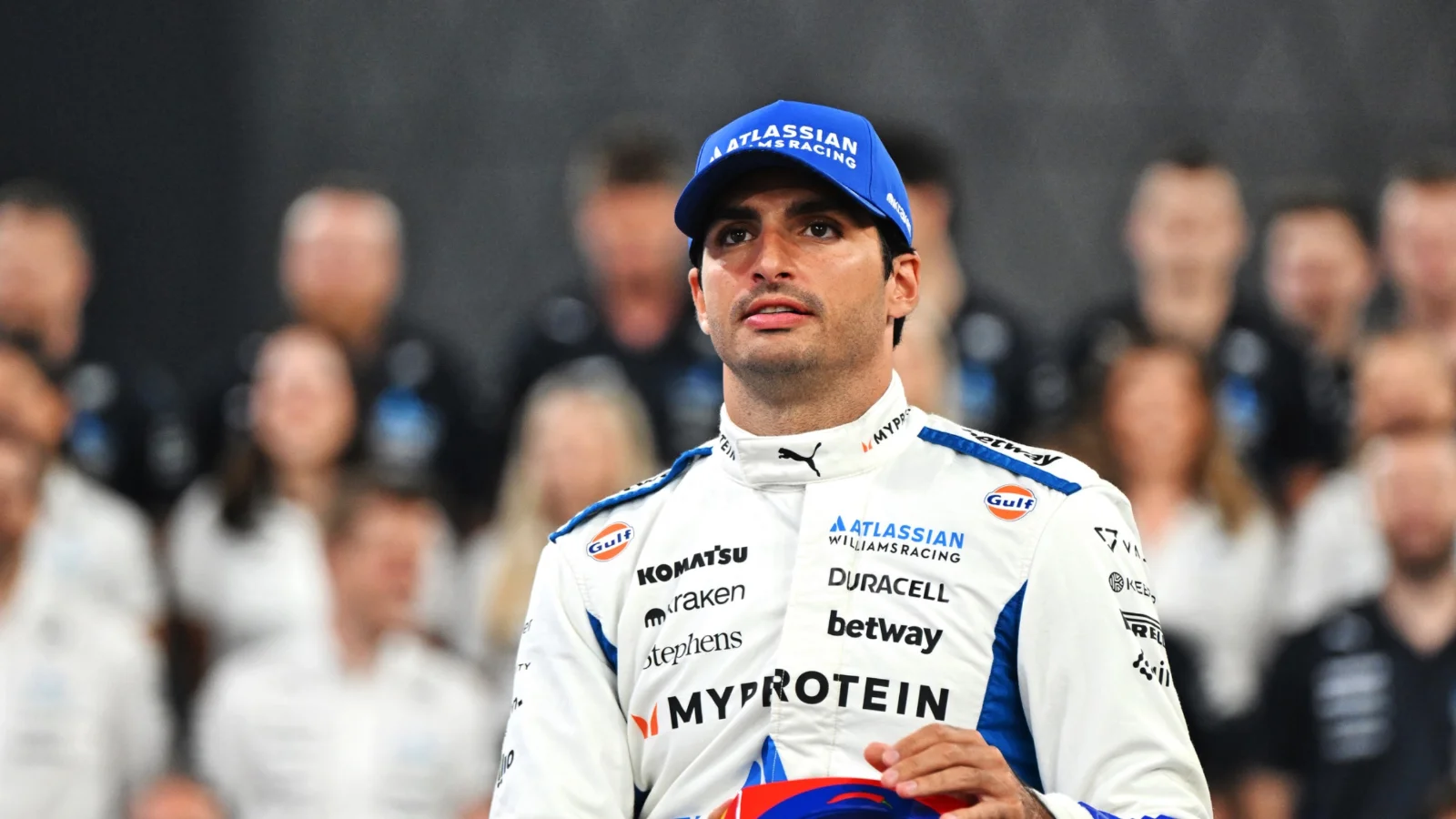 Carlos Sainz is keen to help Williams return to the top