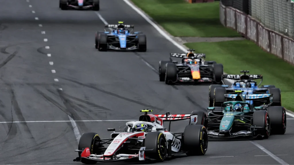 Oliver Bearman a connu une course compétitive à Albert Park