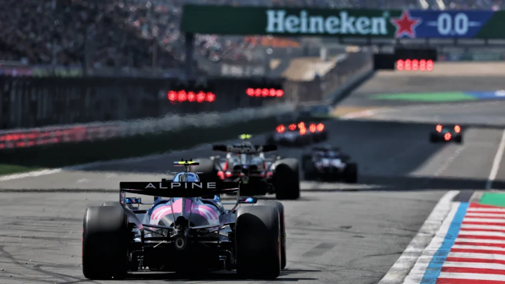 2. Alpine et Mercedes pourraient bientôt nouer des relations plus étroites