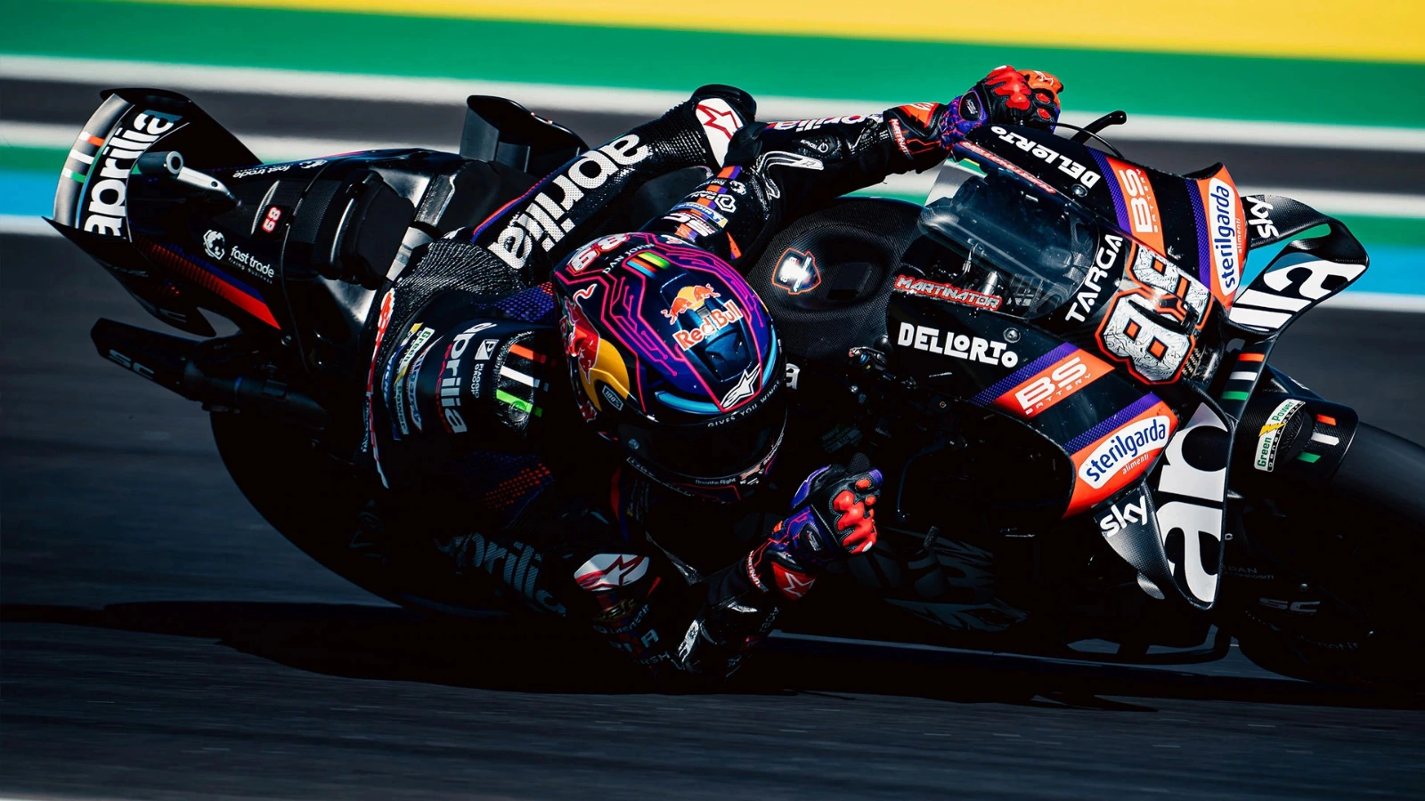 Jorge Martin wins stunning final lap shootout in US MotoGP Sprint