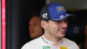 Max Verstappen remporte une victoire dominante en NLS2 sur la Nordschleife