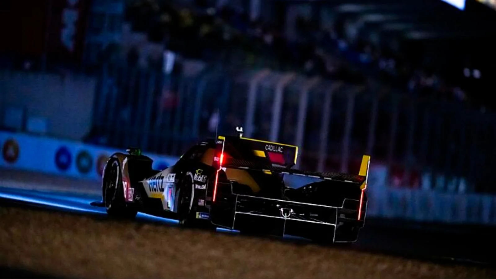 38 BOURDAIS Sébastien (fra), BAMBER Earl (nzl), AITKEN Jack (gbr), Cadillac Hertz Team Jota, Cadillac V-Series.R #38, Hypercar, action during the Free Practice and Qualifying session of the 24 Hours of Le Mans 2026, 3rd round of the 2026 FIA World Endurance Championship, from June 10 to 11, 2026 on the Circuit des 24 Heures du Mans in Le Mans, France - Photo Fabrizio Boldoni / DPPI