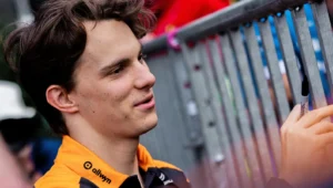 La direction d&rsquo;Oscar Piastri réfute les discussions « absurdes » sur la sortie de McLaren F1
