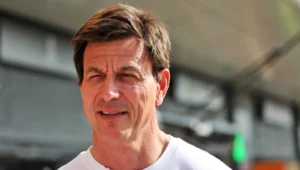 Toto Wolff se prépare pour le combat pour le titre Mercedes F1 avec Ferrari