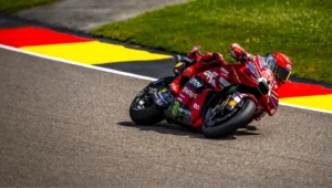 Marc Marquez s&rsquo;impose et remporte la victoire drapeau à drapeau au Sachsenring MotoGP Sprint