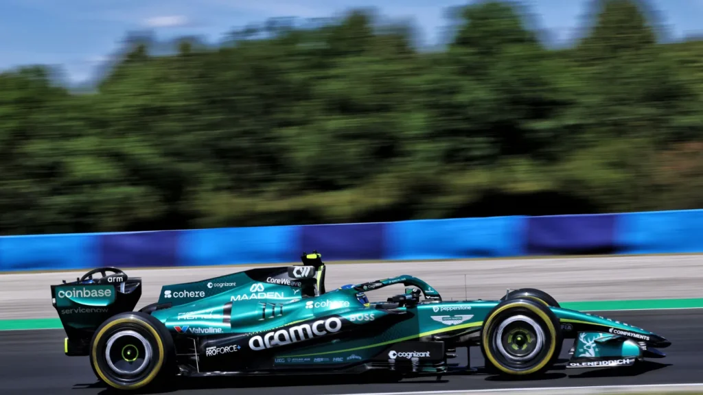 Aston Martin a apporté de nouvelles révisions à son AMR26 de spécification B, présenté pour la première fois au Hungaroring.