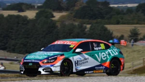 Comment Hyundai a eu un week-end à oublier au BTCC Donington Park GP