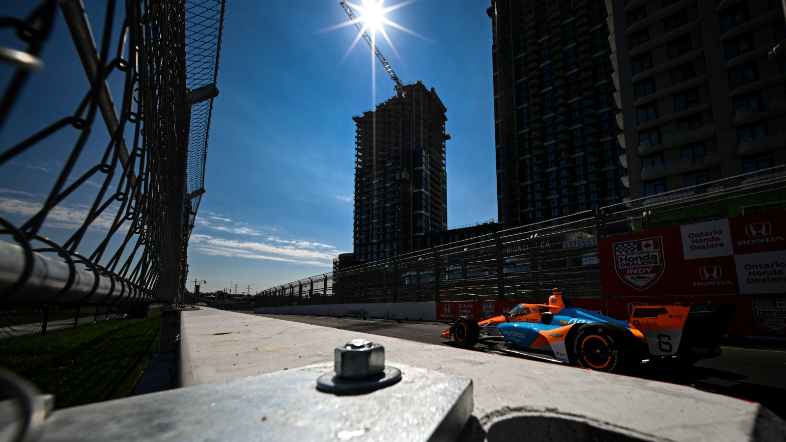 The sun lowered as qualifying took place in the evening. Photo: IndyCar - James Black