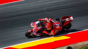 Marc Marquez remporte la victoire dominante en Aragon MotoGP Sprint