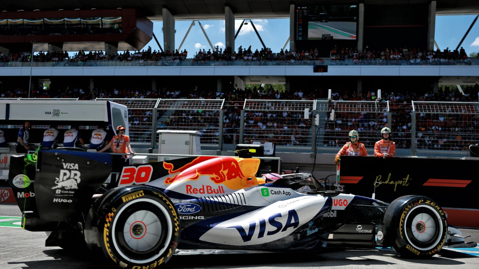 Liam Lawson (NZL) Racing Bulls Formula One Team VCARB 03 leaves the pits. 25.07.2026. Formula 1 World Championship, Rd 11, Hungarian Grand Prix, Budapest, Hungary, Qualifying Day.