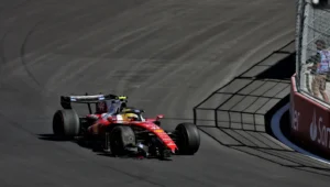 Le patron de Ferrari a remis une réclamation surprise à la radio de Lewis Hamilton après le shunt d&rsquo;entraînement de Madring
