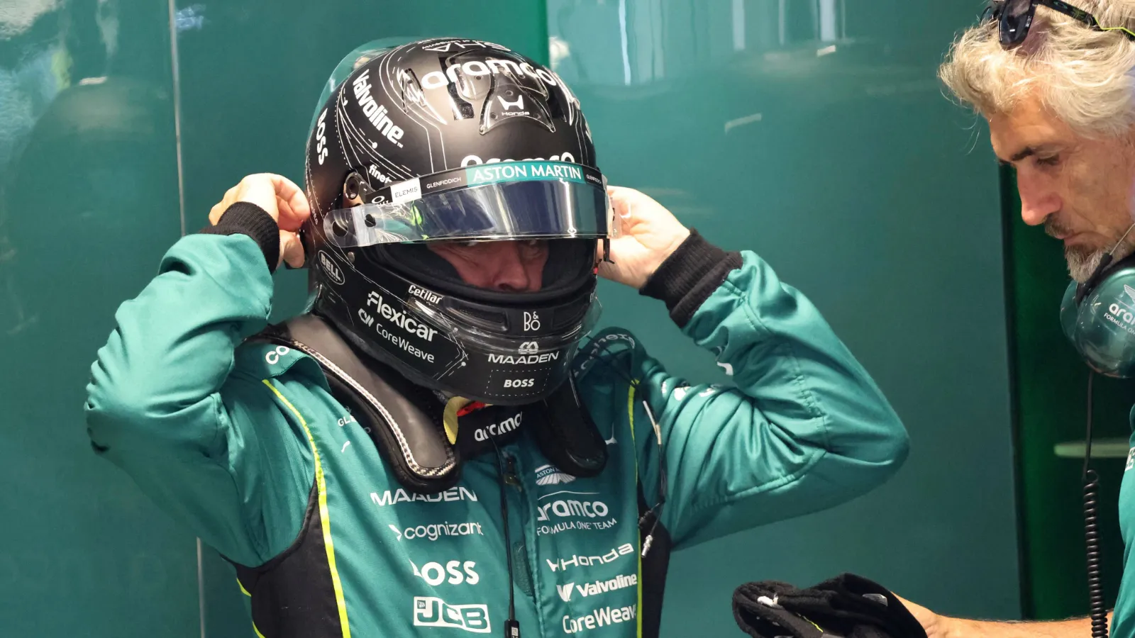 Fernando Alonso should make a decision on his F1 future soon