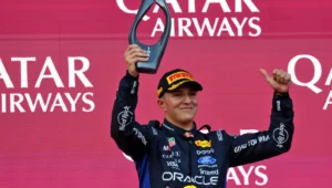 Isack Hadjar révèle une prudence en matière de blessure après le « premier vrai » podium Red Bull F1