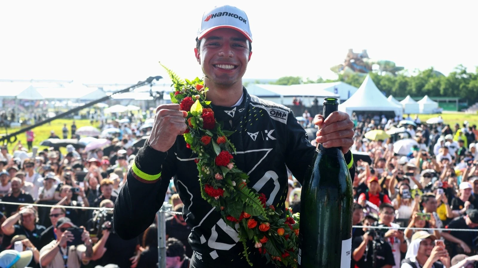 Pepe Marti will stay with Cupra Kiro for the 2026/2027 Formula E season