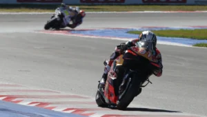 Pedro Acosta mène KTM 1-2 en Autriche MotoGP FP1