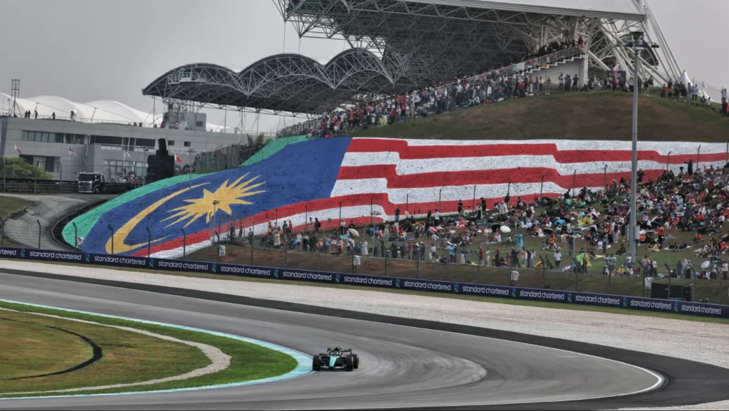 Alonso a remis Aston Martin dans les points