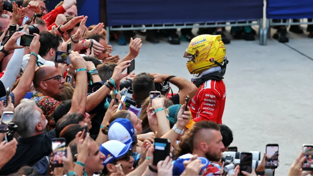 Hamilton a effectué une excellente récupération pour revenir sur le podium