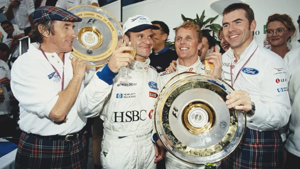 Johnny Herbert a offert à l'équipe Stewart sa seule victoire en Grand Prix, alors qu'il n'en reste que trois dans son histoire.