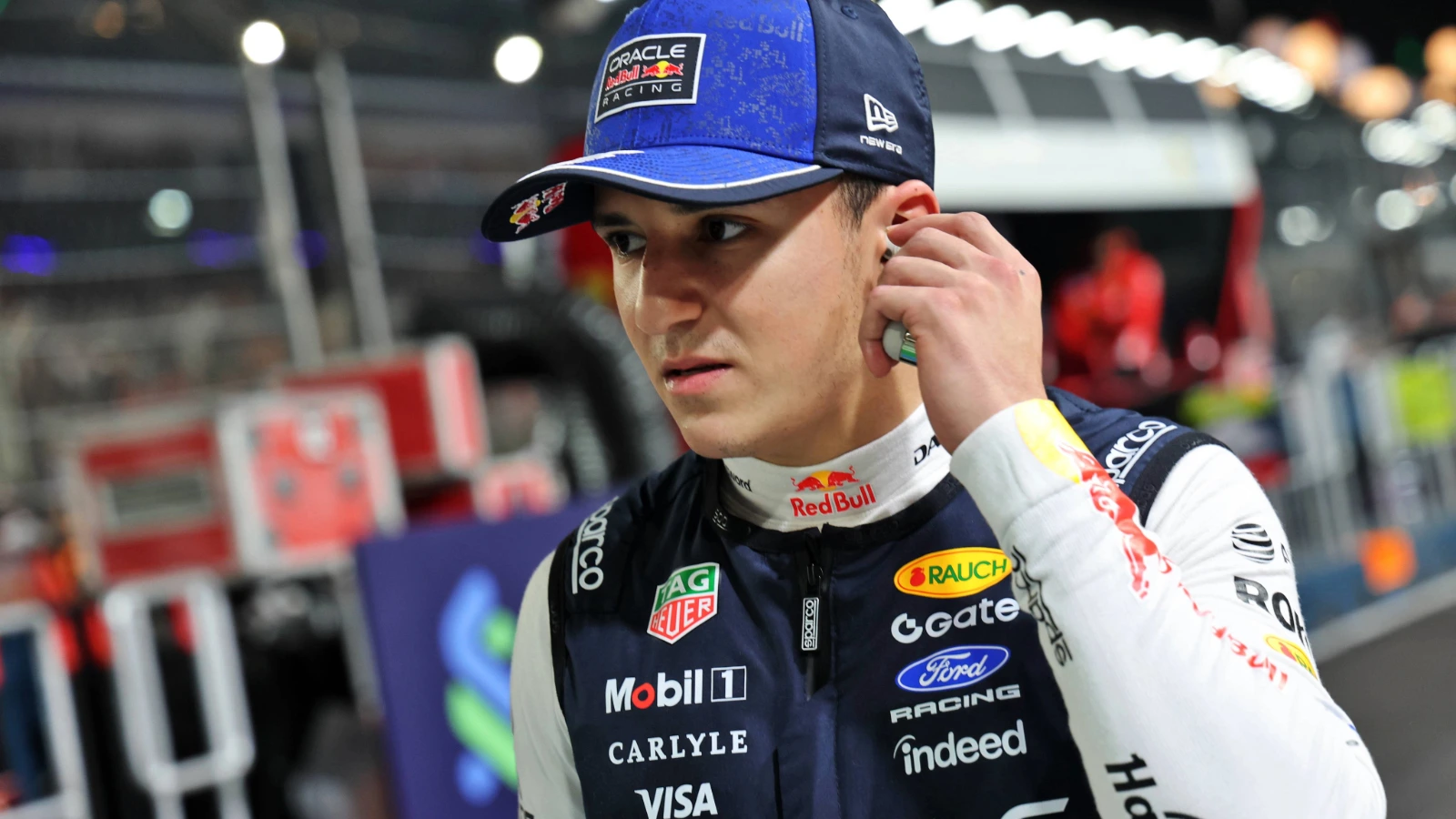 Isack Hadjar (FRA) Red Bull Racing on the grid. 11.10.2026. Formula 1 World Championship, Rd 17, Singapore Grand Prix, Marina Bay Street Circuit, Singapore, Race.