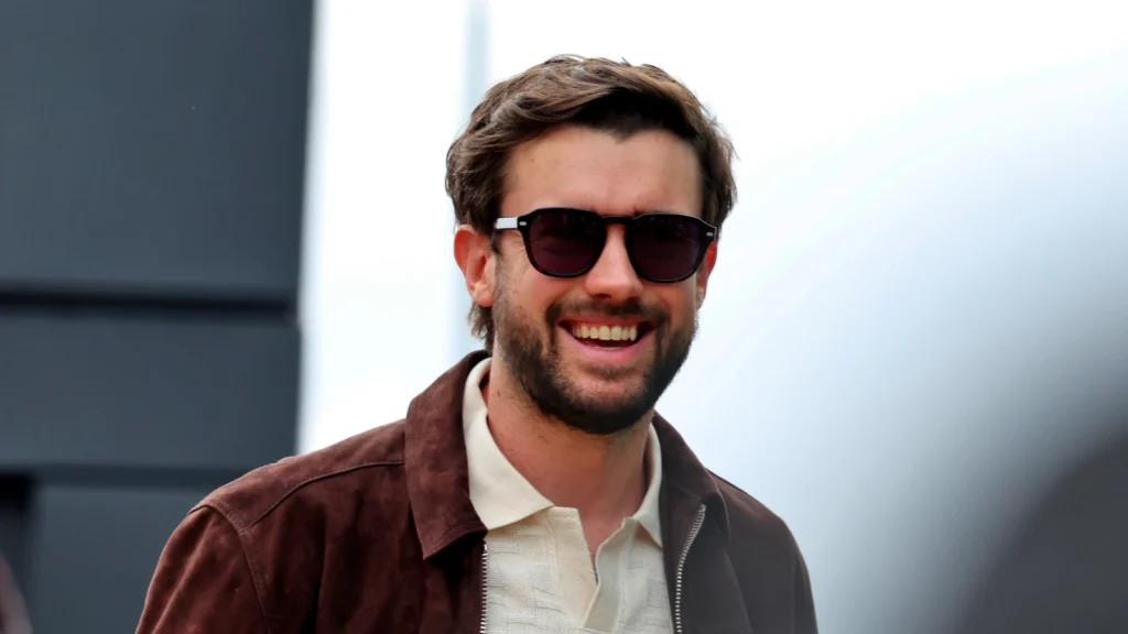 Jack Whitehall, hôte de l'événement F1 75 Live à Londres, sera présent