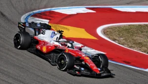 Charles Leclerc montre la promesse de Ferrari avec la première place du FP2